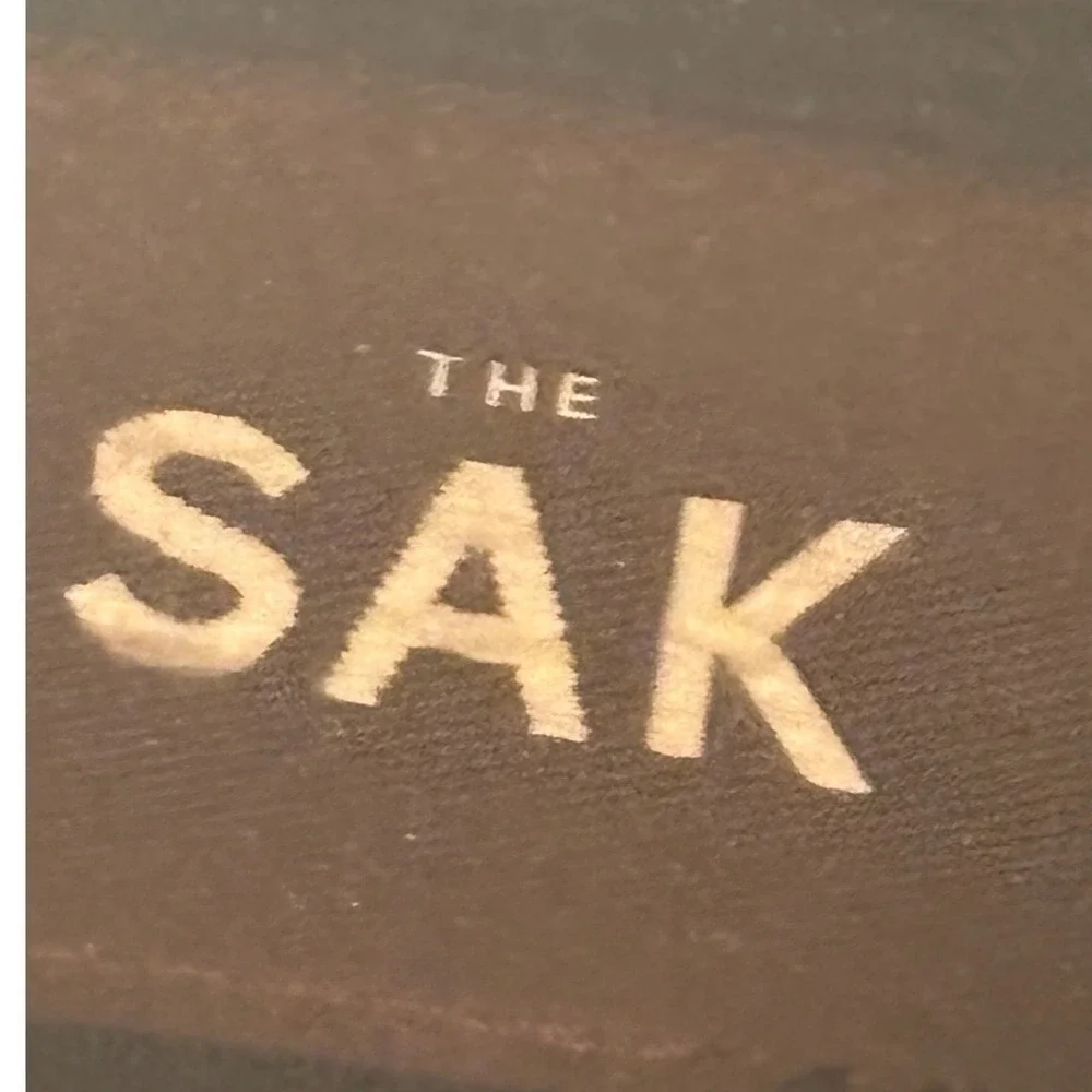 The Sak sak black